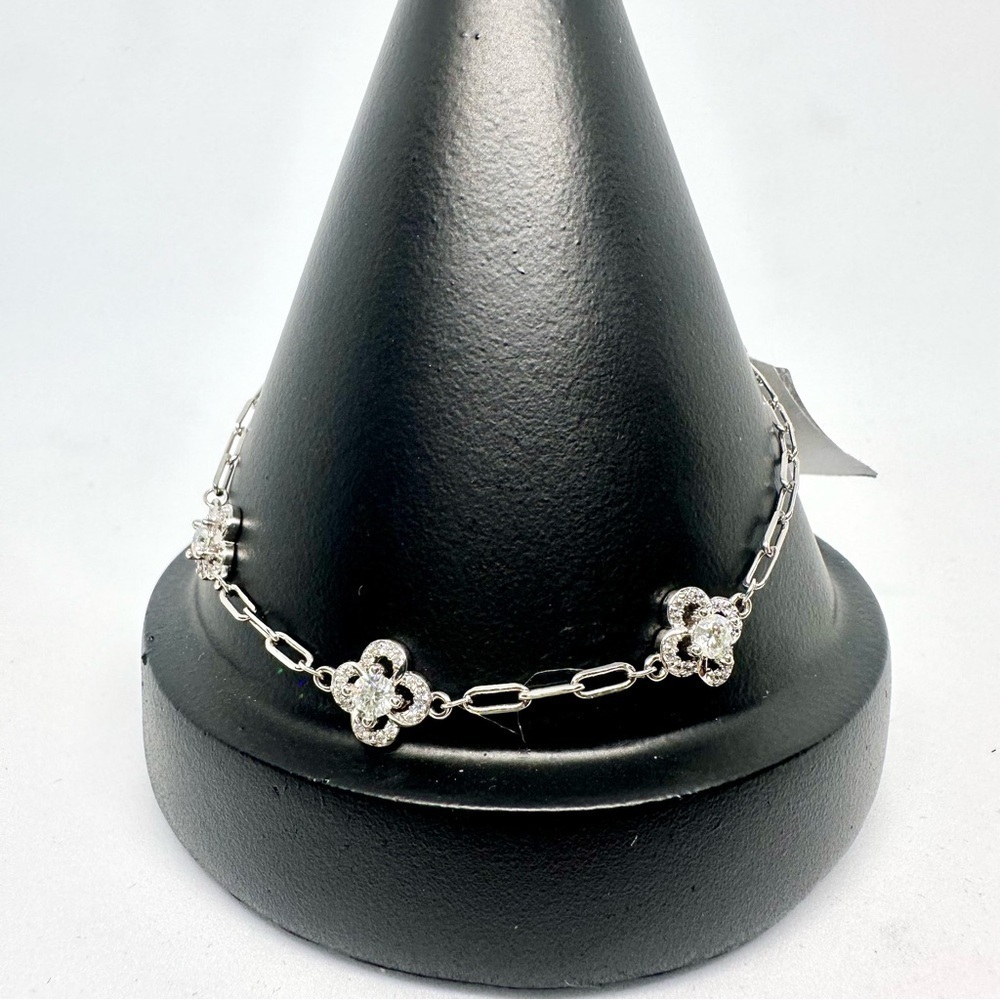 Moissanite Diamond Necklace, Bracelet, and Earrings, Clover Set. - Picture 6 of 16